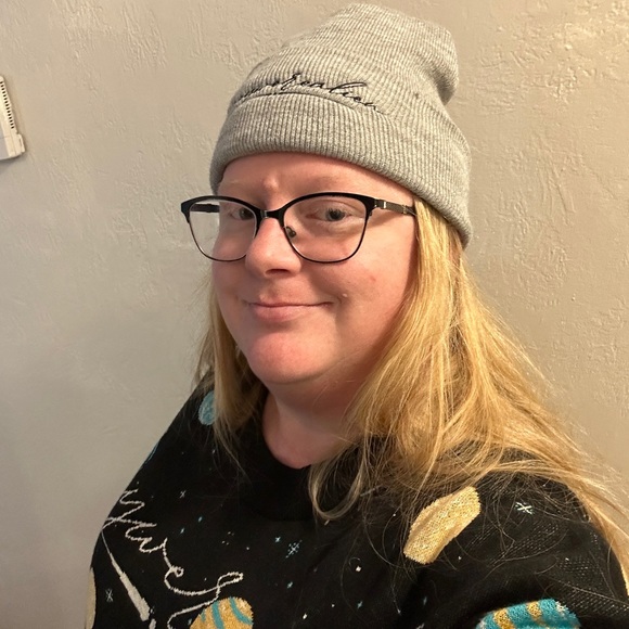 Meet your posher 💜🩵 - Picture 4 of 6